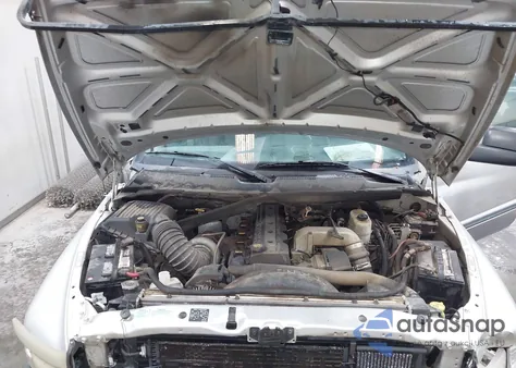 2001 Dodge Ram 2500 St z USA, uszkodzony, nr VIN 3B7KF23651G735797